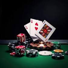Pengguna mematuhi aturan ketat saat menikmati taruhan sepak bola dan hiburan kasino